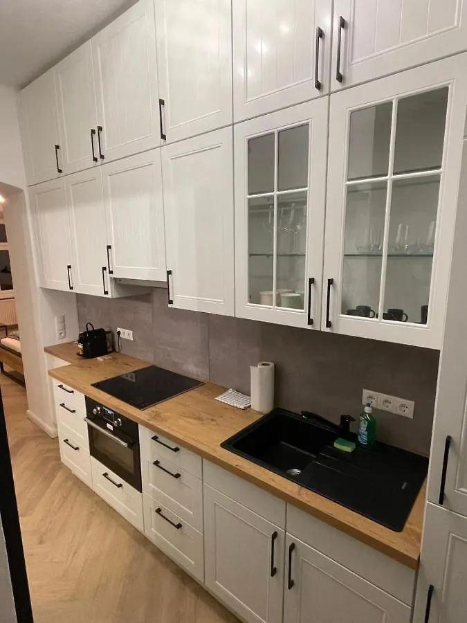 Trendy Apartment Near Schloss Schonbrunn Vienna