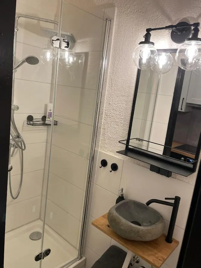 Trendy Apartment Near Schloss Schonbrunn Vienna