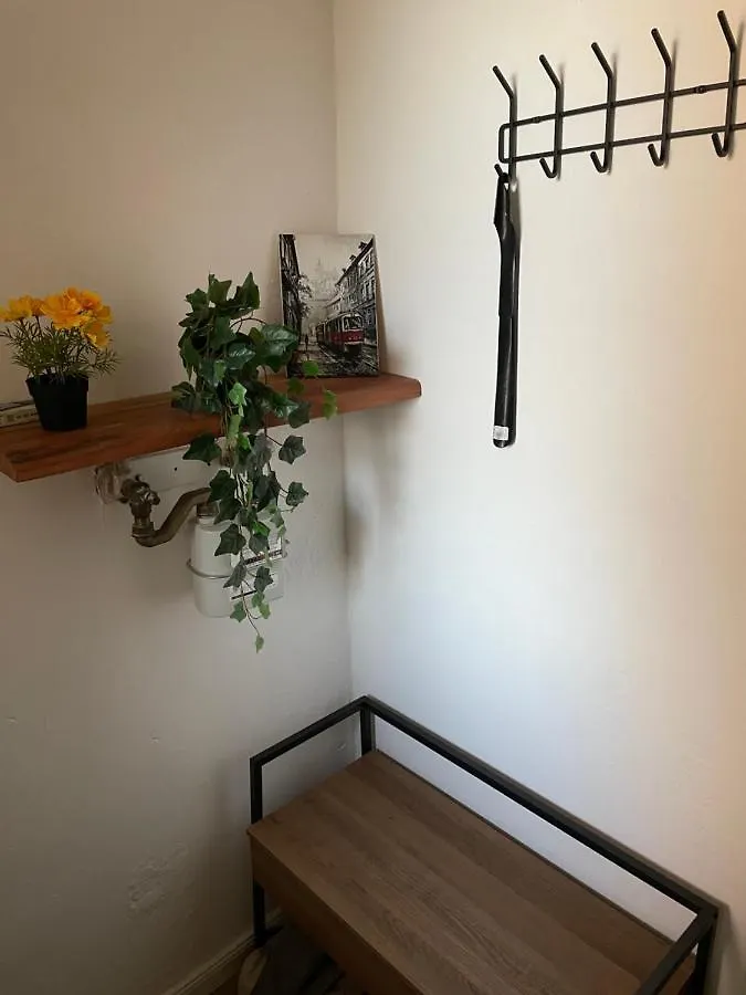 Trendy Apartment Near Schloss Schonbrunn Vienna